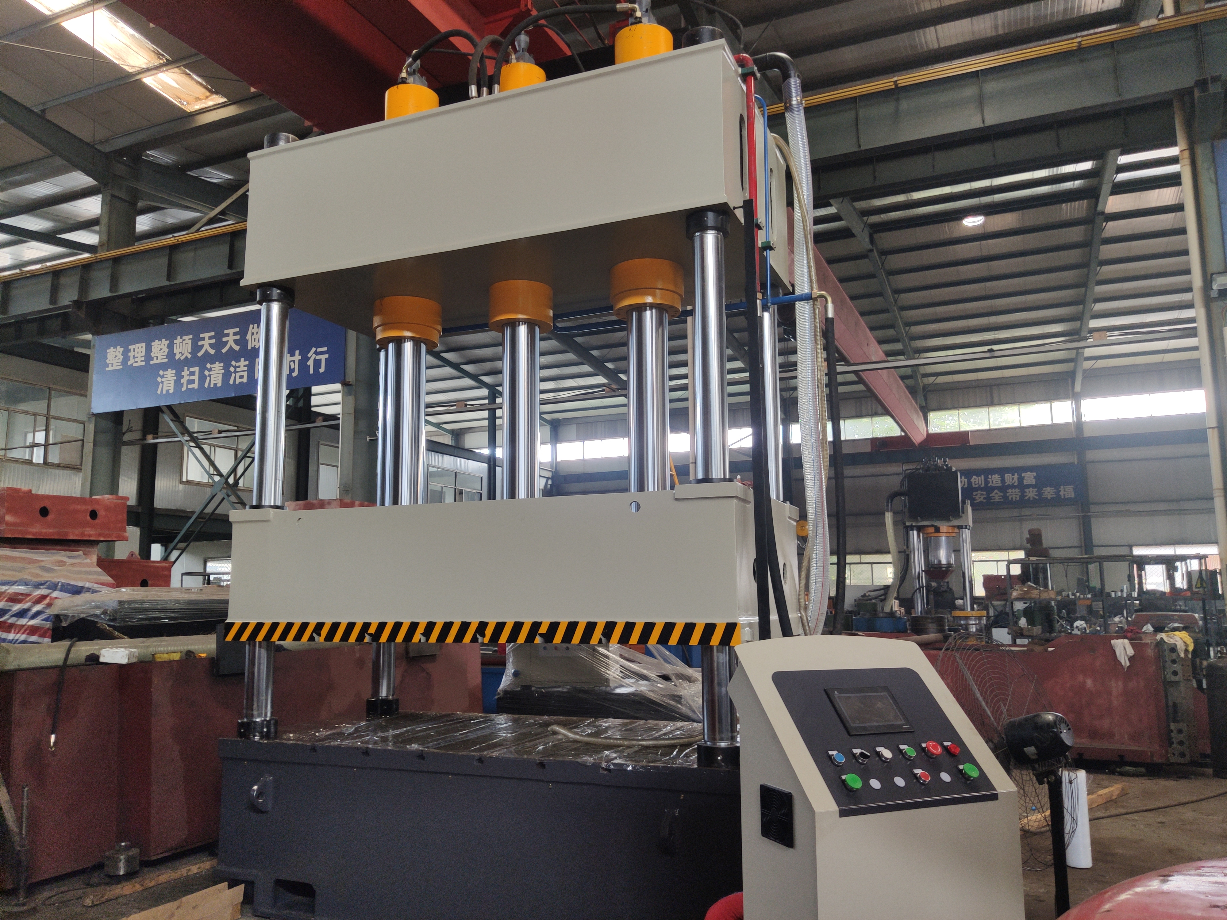 <a href=http://m.www1122kncomx.cn/news_article?news_id=156>天津液壓設(shè)備</a>